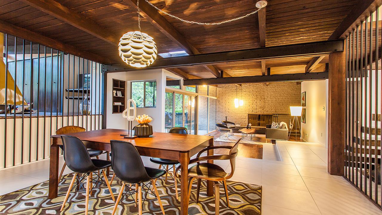 3710 E Millstream Dr